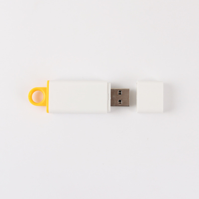 Full Memory Graduated Sebuah Plastik USB Stick untuk Pertumbuhan Bisnis Anda