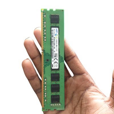 Kapasitas tinggi 2,5 inci SATA III SSD 1TB 512GB 256GB 128GB untuk Resistensi Getaran 20G/10-2000Hz
