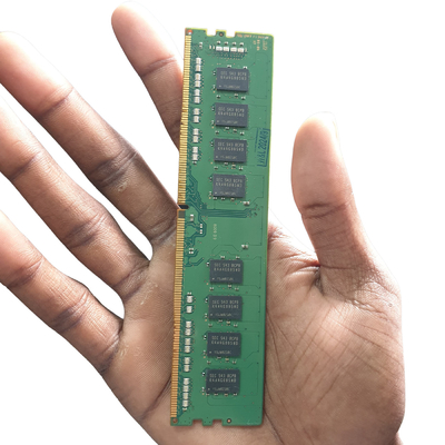 Kapasitas tinggi 2,5 inci SATA III SSD 1TB 512GB 256GB 128GB untuk Resistensi Getaran 20G/10-2000Hz
