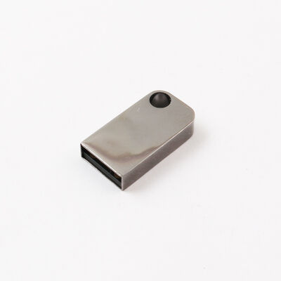 Mini Usb Flash Drive Dengan Lubang Dapat Menempatkan Gantungan Kunci Logam Usb Flash Drive Dapat Disesuaikan Logo Laser