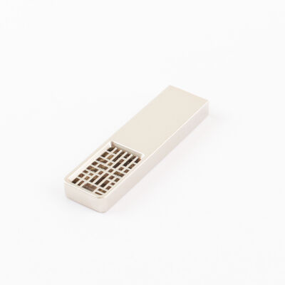 Menulis Kecepatan 2.0 Kecepatan 5-10MBs Metal USB Flash Drive Disesuaikan USB Logo Membaca 2.0 Kecepatan 8-15MBs Perlengkapan penyimpanan tahan lama