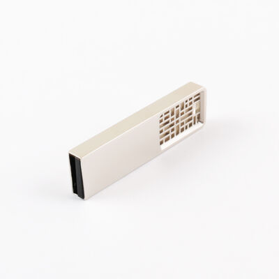 Menulis Kecepatan 2.0 Kecepatan 5-10MBs Metal USB Flash Drive Disesuaikan USB Logo Membaca 2.0 Kecepatan 8-15MBs Perlengkapan penyimpanan tahan lama