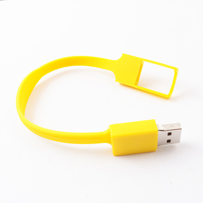 Disesuaikan Disesuaikan Ukiran Logam Plastik USB Flash Drive Untuk Penyimpanan Data 50MBS Lebih Banyak Menulis